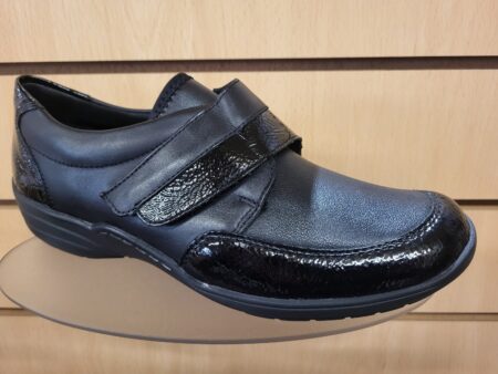R7600-04 remonte ladies shoe