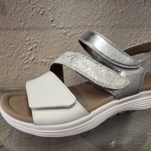 86-813-51 gabor rolling soft walking sandal